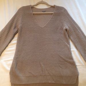 Mauve V-Neck Sweater